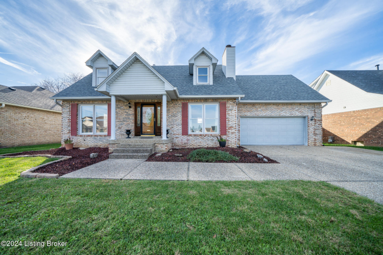 6006  Trappers Ridge Cir Louisville, KY 40216 | MLS 1674749