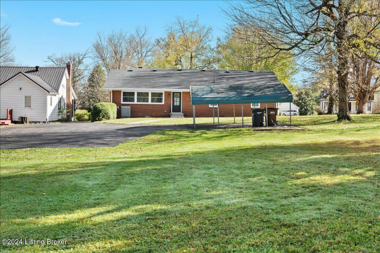 Listing Image 28