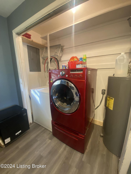 Listing Image 14