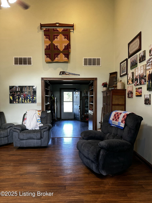 Listing Image 35