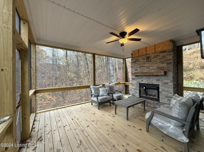 Listing Image 44