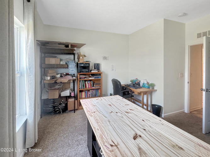 Listing Image 50