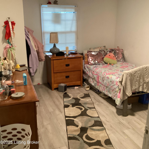 Listing Image 37