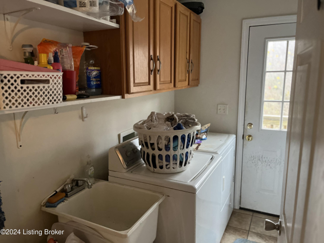 Listing Image 37
