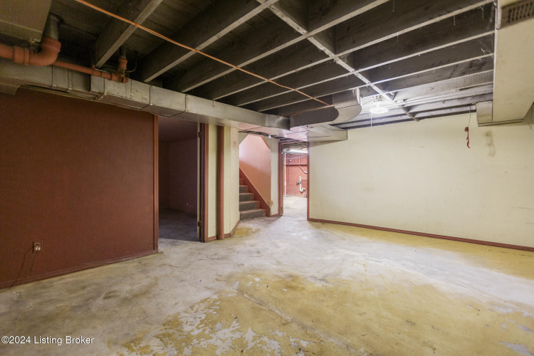 Listing Image 37