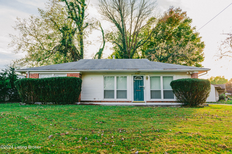 2140  Peabody Ln Louisville, KY 40218 | MLS 1675516