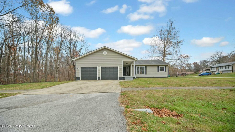 2629 N Lake Rd Radcliff, KY 40160 | MLS 1675562