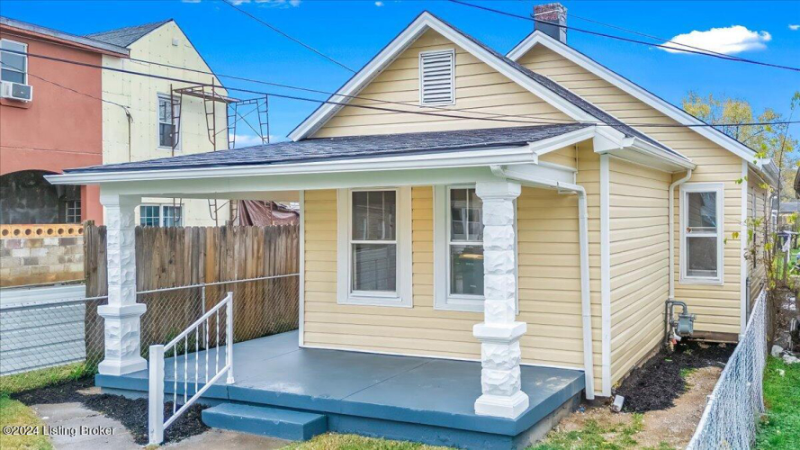 Listing Image 3