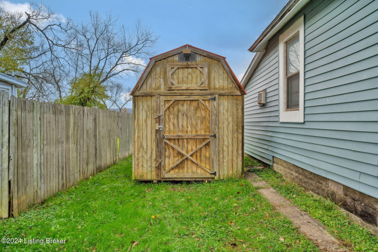 Listing Image 32