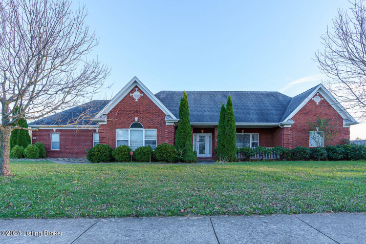 418  Cabernet Dr Vine Grove, KY 40175 | MLS 1675749