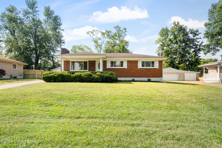 6202  Bay Pine Dr Louisville, KY 40219 | MLS 1675783