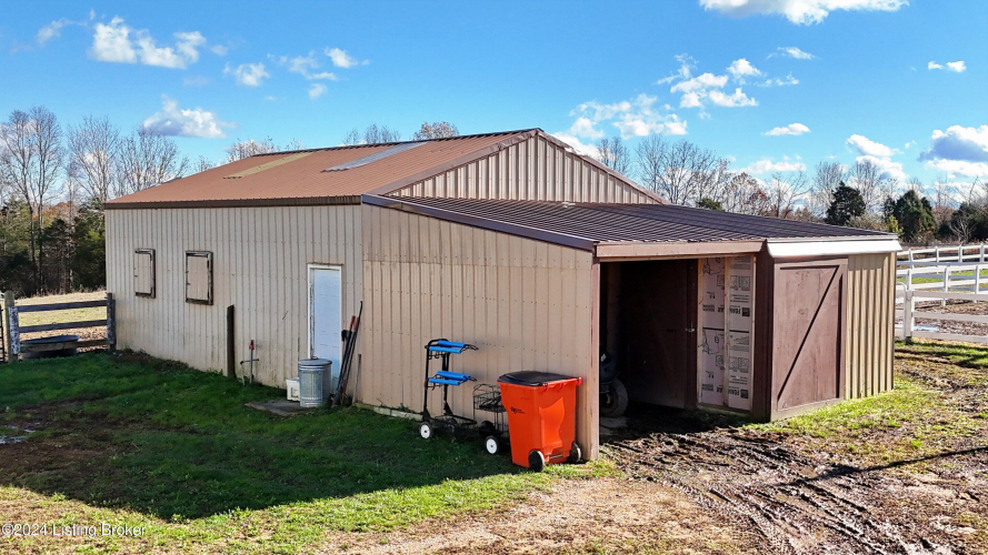 Listing Image 16