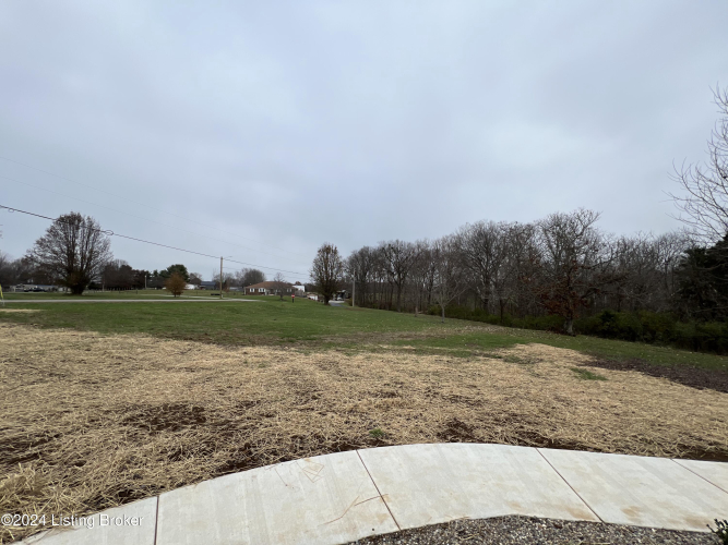 Listing Image 52