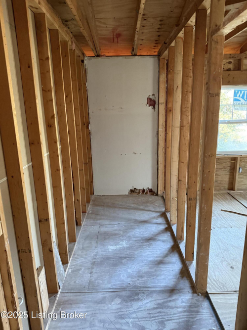 Listing Image 27