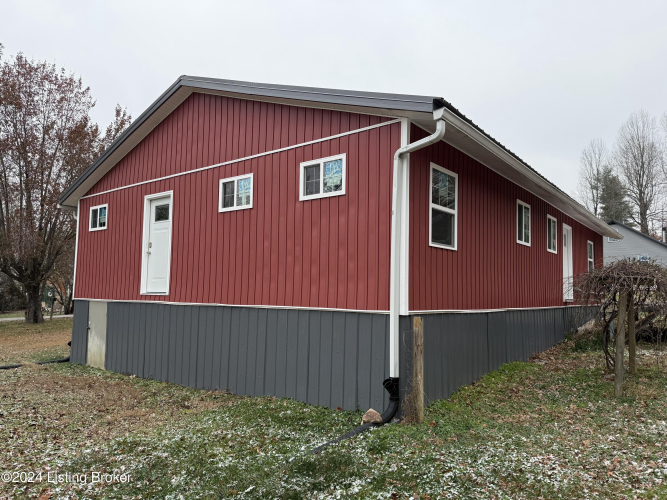 Listing Image 47