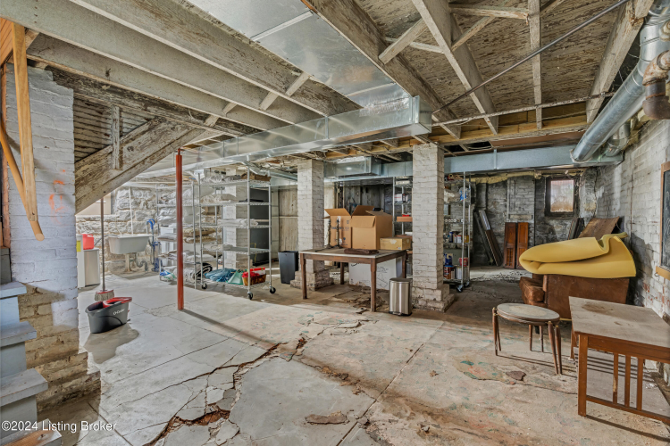 Listing Image 51