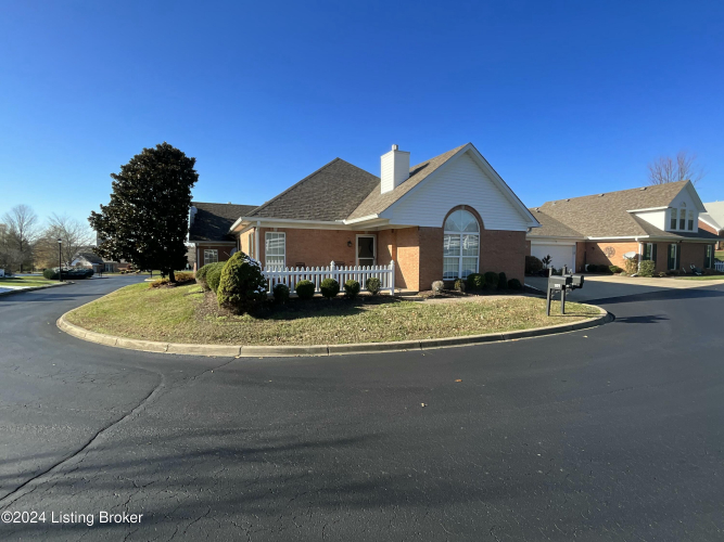 1171  Canterbury Way La Grange, KY 40031 | MLS 1676162