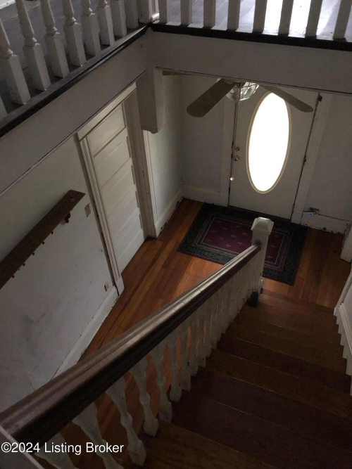 Listing Image 19