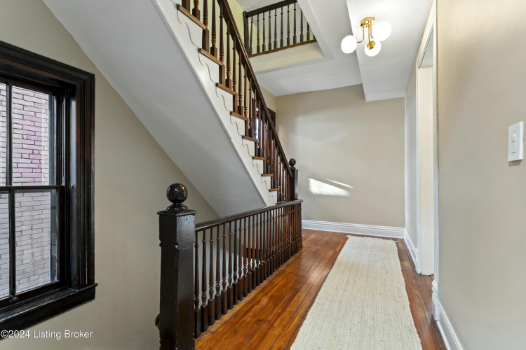 Listing Image 55