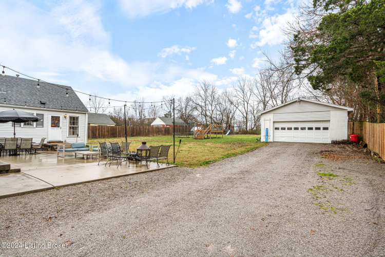 Listing Image 52