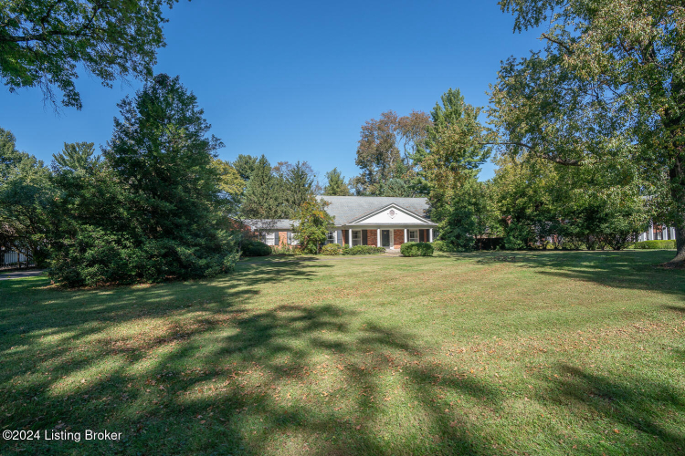 5011  Dunvegan Rd Louisville, KY 40222 | MLS 1676459