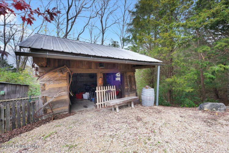 Listing Image 43
