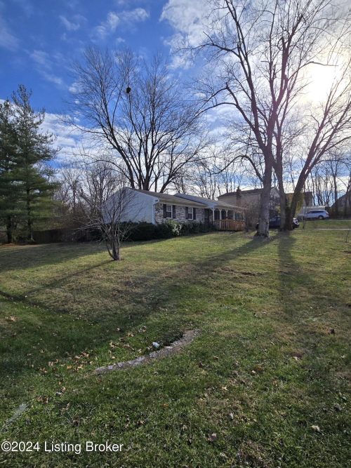 5501  Wearren Rd Crestwood, KY 40014 | MLS 1676518