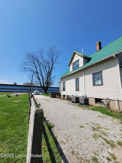 Listing Image 21