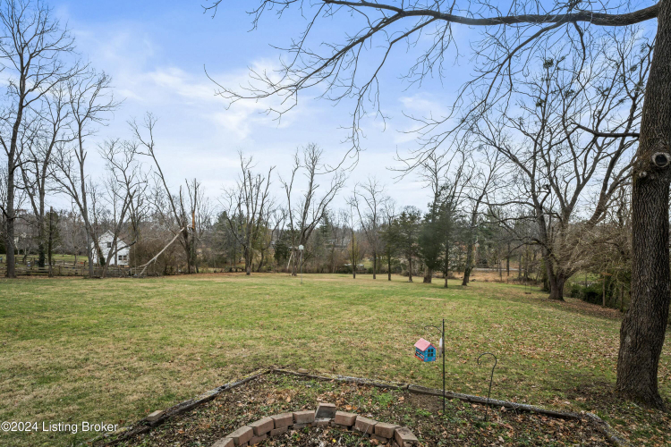 Listing Image 105