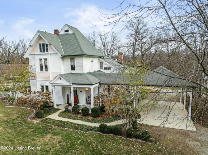 Listing Image 6