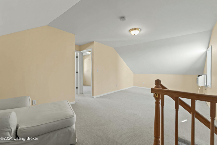 Listing Image 75