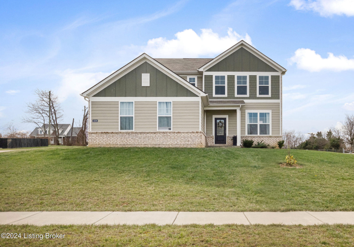 1218  Deer Fields  La Grange, KY 40031 | MLS 1676678