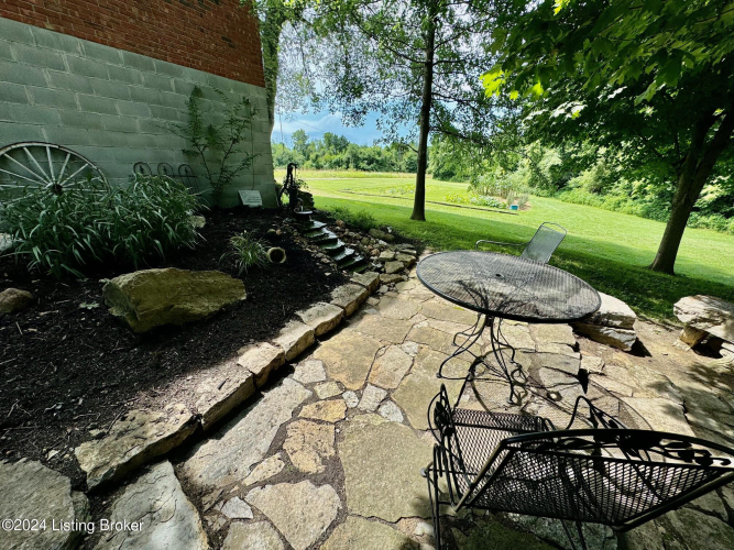 Listing Image 32