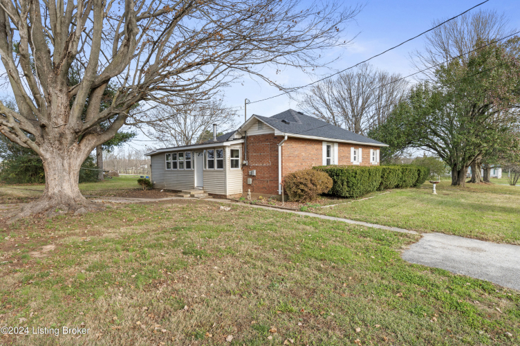 Listing Image 26