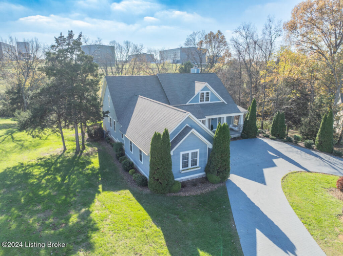 Listing Image 9