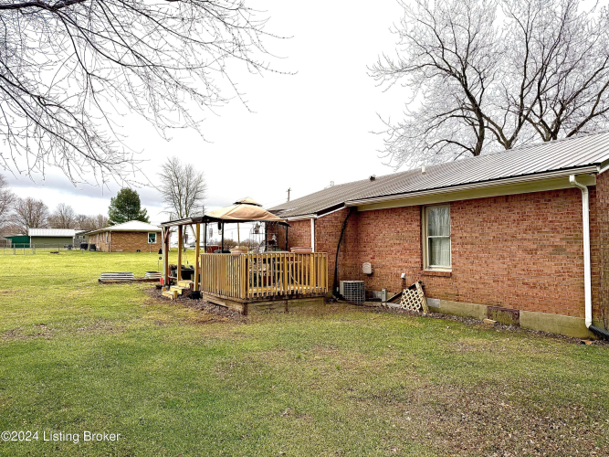Listing Image 18