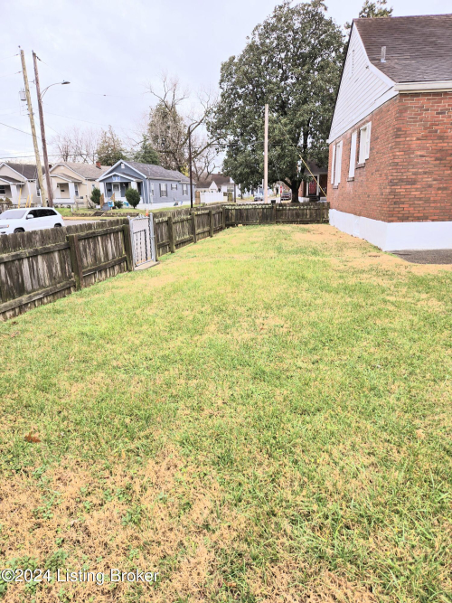 Listing Image 16