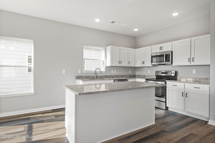 Listing Image 13