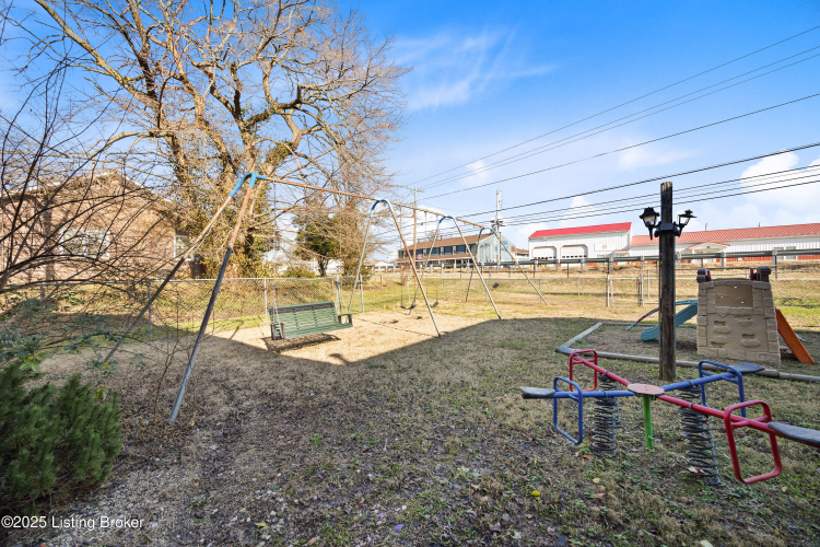 Listing Image 31