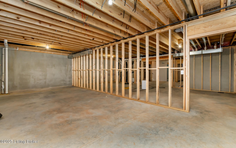 Listing Image 118
