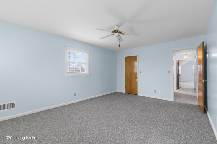 Listing Image 24