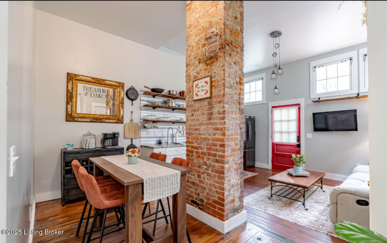 Listing Image 14