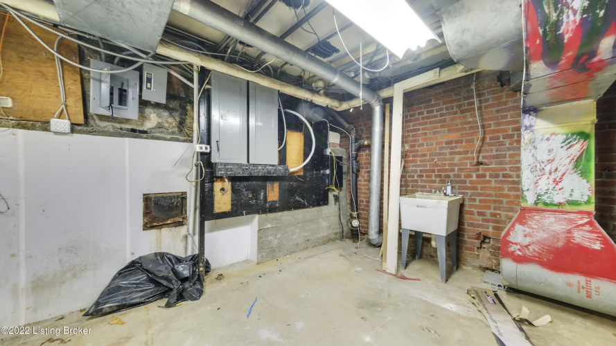 Listing Image 107