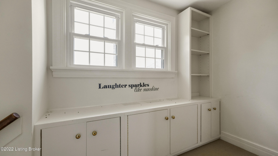 Listing Image 87