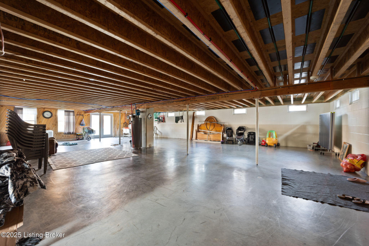 Listing Image 103