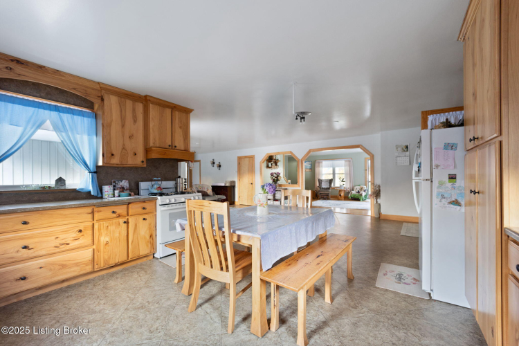 Listing Image 55