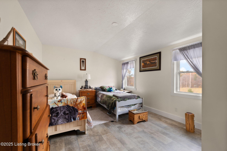 Listing Image 89