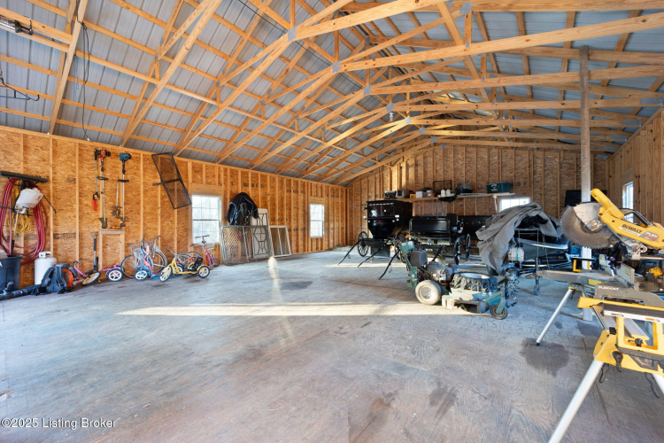 Listing Image 100