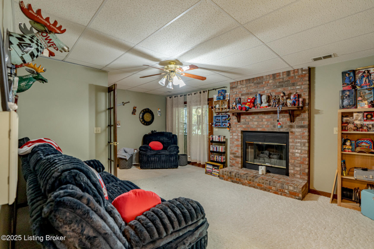 Listing Image 26