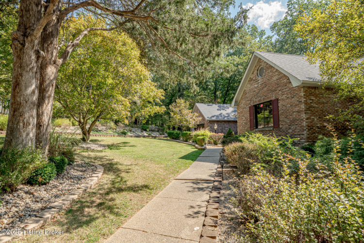 Listing Image 48